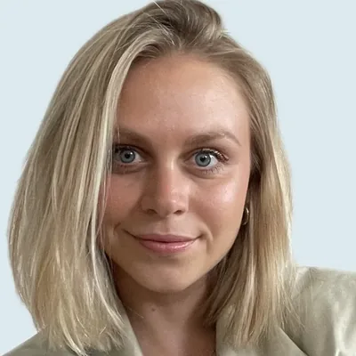 Lisa Routa, color analyst
